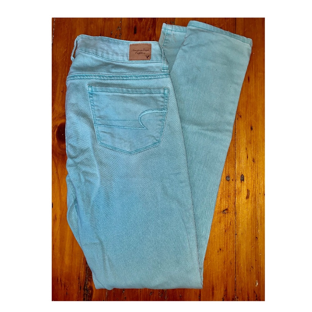American eagle turquoise “stretch” jeans!